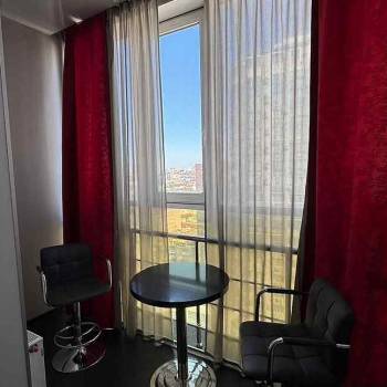 Сдается 1-комнатная квартира, 60 м²