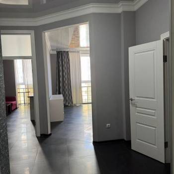Сдается 1-комнатная квартира, 60 м²