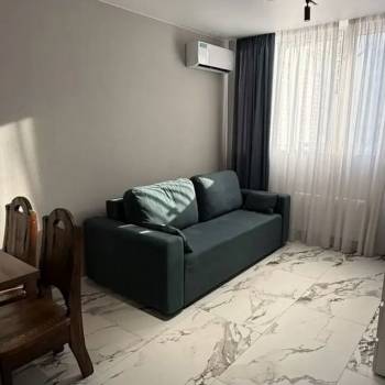 Сдается 1-комнатная квартира, 43,7 м²