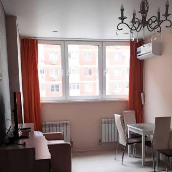 Сдается 1-комнатная квартира, 37 м²