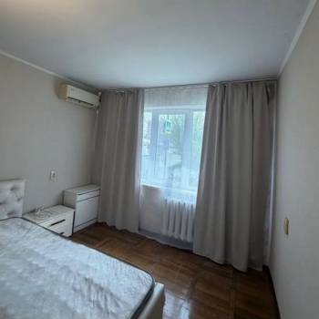 Продается 1-комнатная квартира, 33 м²