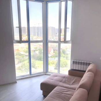 Продается 1-комнатная квартира, 39 м²