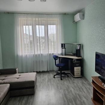 Продается 1-комнатная квартира, 36,8 м²