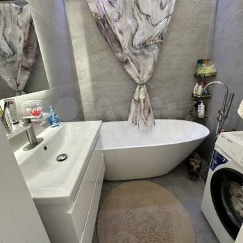 Продается 2-х комнатная квартира, 63 м²