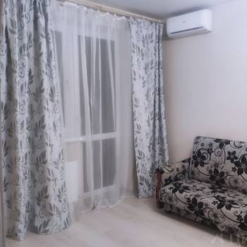 Сдается 1-комнатная квартира, 32 м²