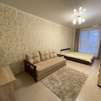 Сдается 1-комнатная квартира, 42 м²
