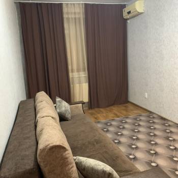 Сдается 2-х комнатная квартира, 60 м²