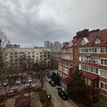 Сдается Многокомнатная квартира, 120 м²