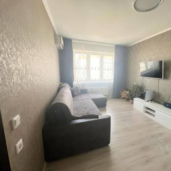 Продается 1-комнатная квартира, 36 м²
