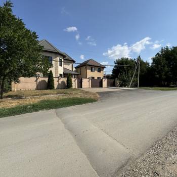 Продается Дом, 200 м²