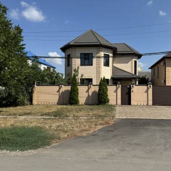 Продается Дом, 200 м²