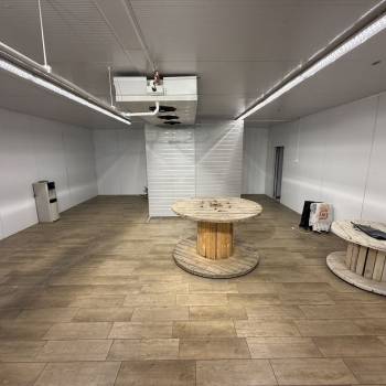 Сдается Нежилое помещение, 190 м²