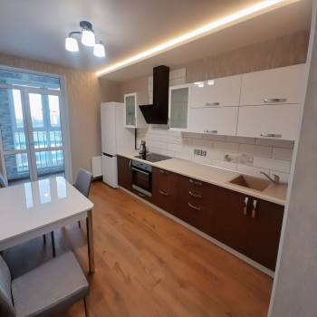 Сдается 1-комнатная квартира, 42 м²