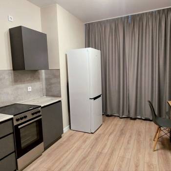Сдается 1-комнатная квартира, 37 м²