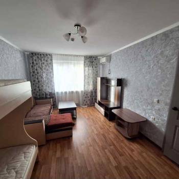 Сдается 1-комнатная квартира, 37 м²