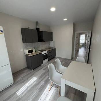 Сдается 2-х комнатная квартира, 60 м²