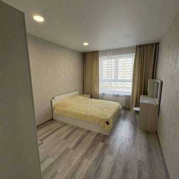 Сдается 2-х комнатная квартира, 60 м²