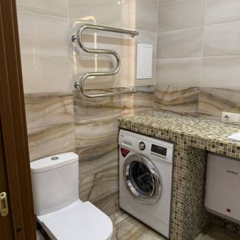 Сдается 1-комнатная квартира, 42 м²