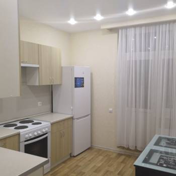 Сдается 1-комнатная квартира, 38 м²