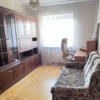 Сдается Многокомнатная квартира, 70 м²