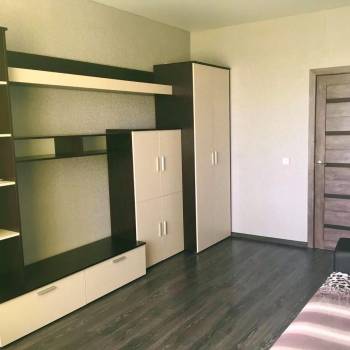Сдается 1-комнатная квартира, 39 м²