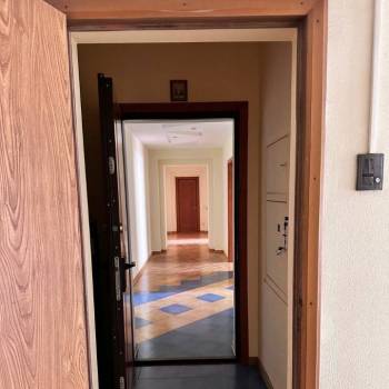 Продается Многокомнатная квартира, 234 м²