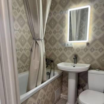 Сдается Многокомнатная квартира, 55 м²