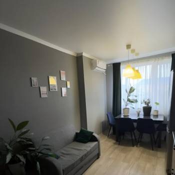 Сдается 1-комнатная квартира, 43 м²