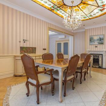 Продается Многокомнатная квартира, 250 м²