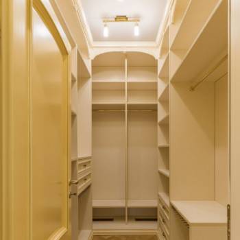 Продается Многокомнатная квартира, 250 м²
