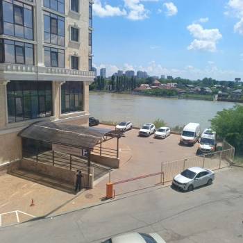 Сдается 2-х комнатная квартира, 74 м²