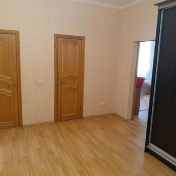 Сдается 2-х комнатная квартира, 74 м²