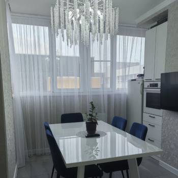Сдается Многокомнатная квартира, 62 м²