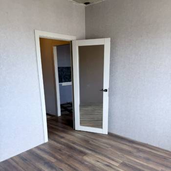 Продается 1-комнатная квартира, 42 м²