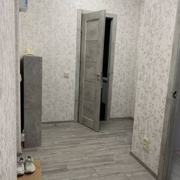 Сдается 1-комнатная квартира, 42 м²
