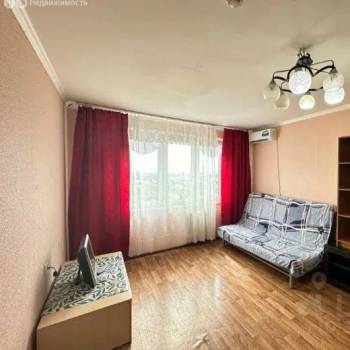 Сдается 1-комнатная квартира, 37 м²