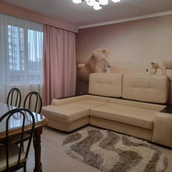 Сдается 2-х комнатная квартира, 60 м²
