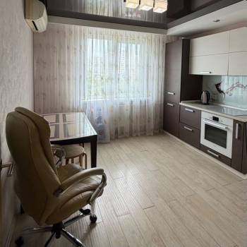 Сдается 2-х комнатная квартира, 56 м²