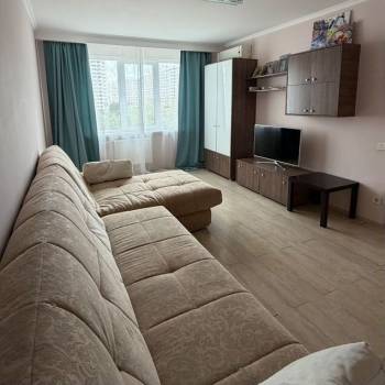 Сдается 2-х комнатная квартира, 56 м²