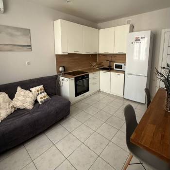 Сдается 1-комнатная квартира, 40 м²