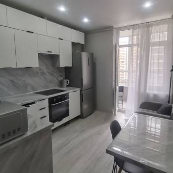 Сдается 1-комнатная квартира, 38 м²
