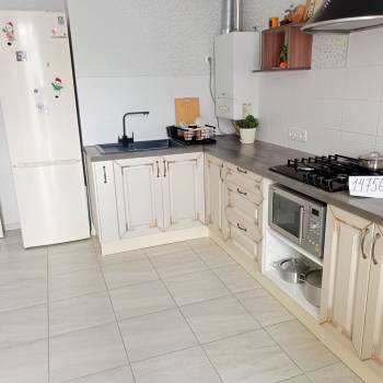 Продается 1-комнатная квартира, 50 м²