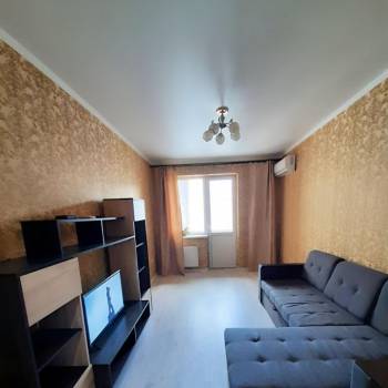 Сдается 1-комнатная квартира, 36 м²