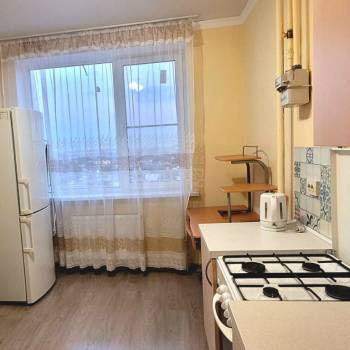 Сдается 1-комнатная квартира, 37 м²