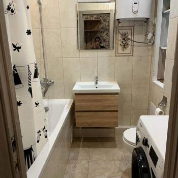 Сдается 1-комнатная квартира, 38 м²
