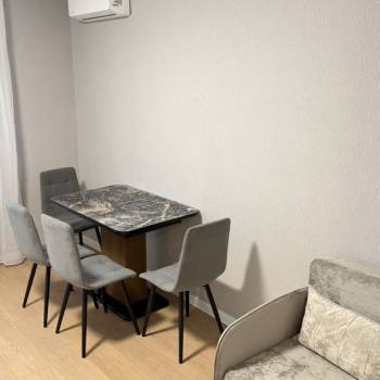 Сдается 1-комнатная квартира, 45 м²