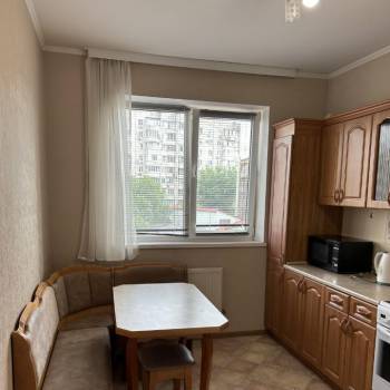 Сдается 2-х комнатная квартира, 57 м²