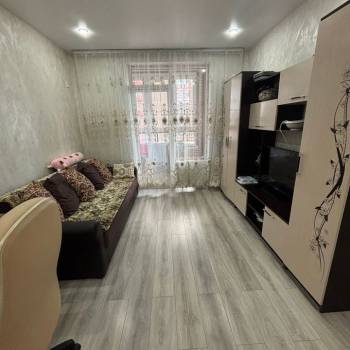 Сдается 1-комнатная квартира, 40 м²