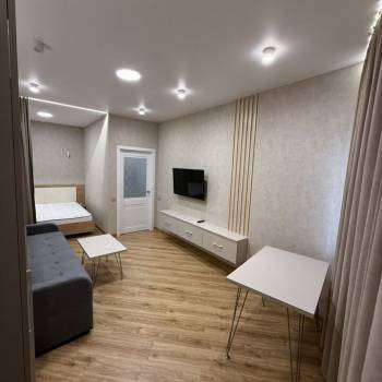 Сдается 1-комнатная квартира, 43 м²