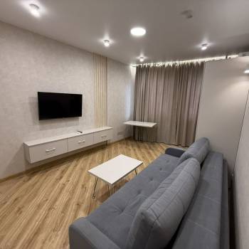Сдается 1-комнатная квартира, 43 м²